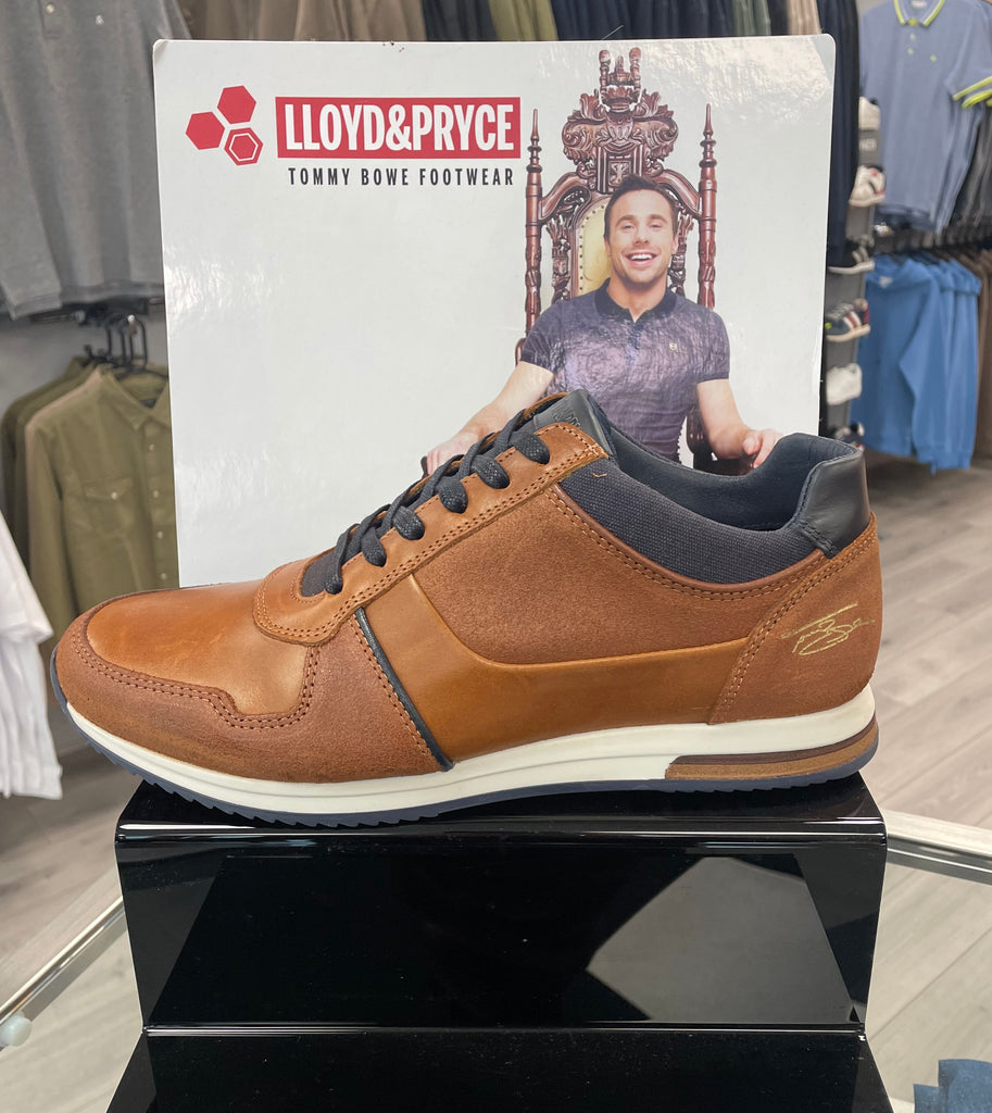 Lloyd And Pryce Tommy Bowe Leather Dee Trainers in Tan