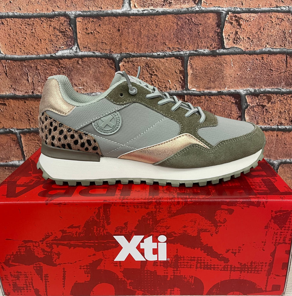XTI Women’s Khaki Trainer