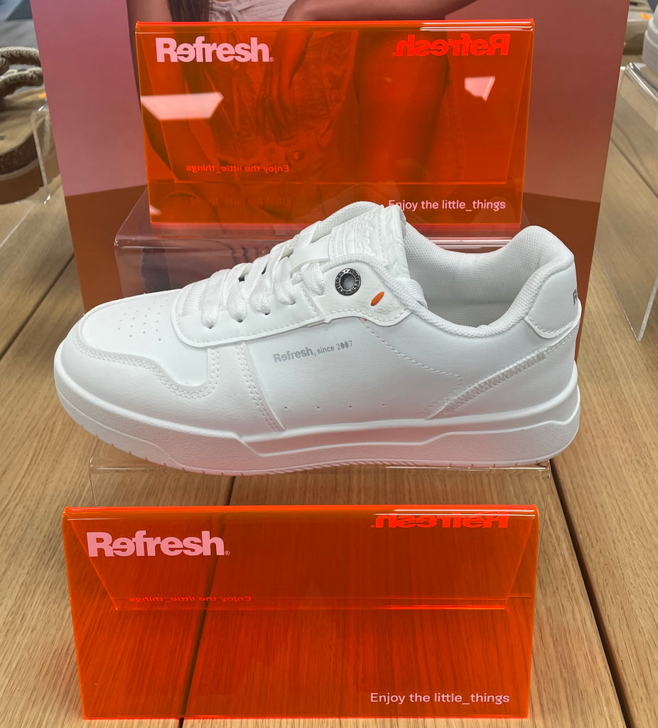 Refresh Ladies White SS26 Trainer