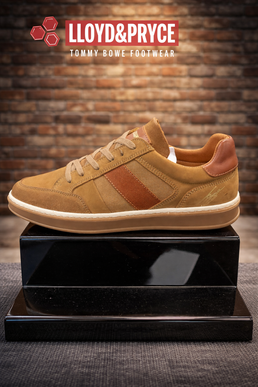 Lloyd and Pryce Men's Tommy Bowe Leather Pietsch Trainer - Tan ...